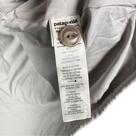 PATAGONIA Divided Sky Zip-Up Jacket in Bergy Bits in Salt Grey - Picture 12 of 15